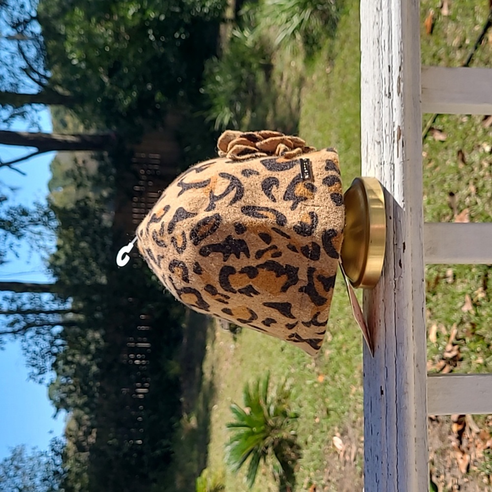 NWT Betmar Leopard Print Hat ❤️